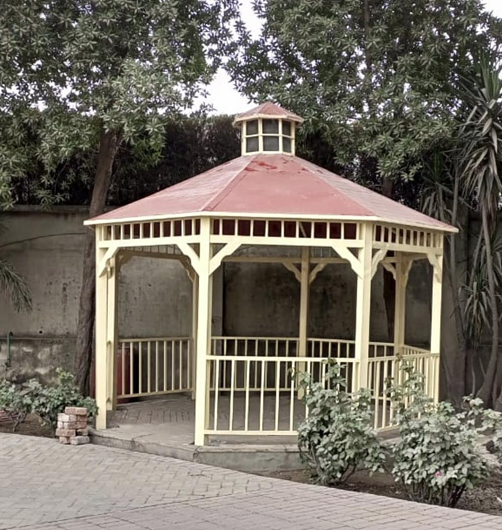 Hexagonal Gazebo (compact)