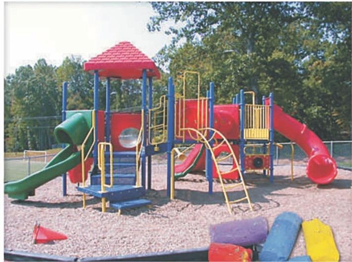 Outdoor Playground System (PB 443)